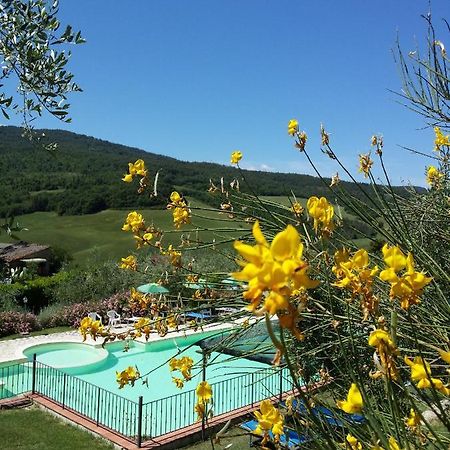 Residence Il Monastero Pomarance Luaran gambar